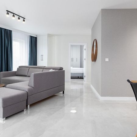 Sun Towers Apartment - Parking & Balkon - By Rent Like Home Свиноуйсьце Экстерьер фото