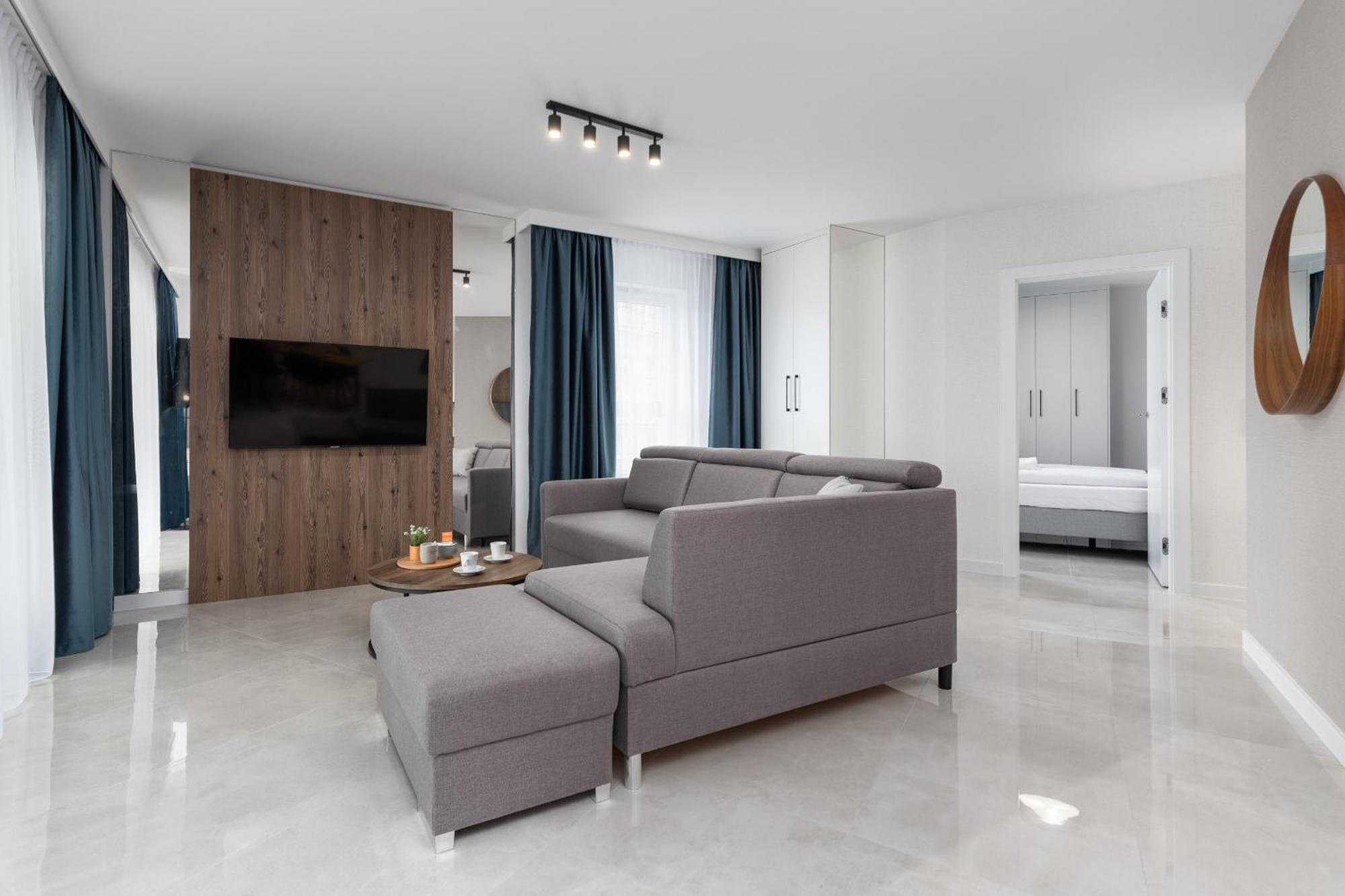 Sun Towers Apartment - Parking & Balkon - By Rent Like Home Свиноуйсьце Экстерьер фото